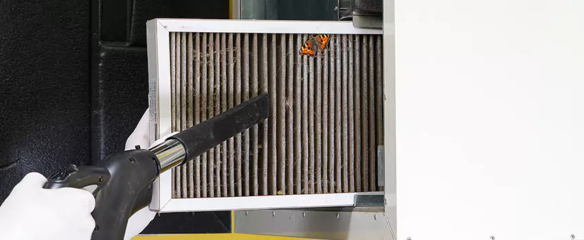 Clogged Air Duct Cleaning Process in Palm Springs, FL